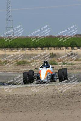 media/Apr-30-2022-CalClub SCCA (Sat) [[98b58ad398]]/Group 3/Race (Grapevine)/